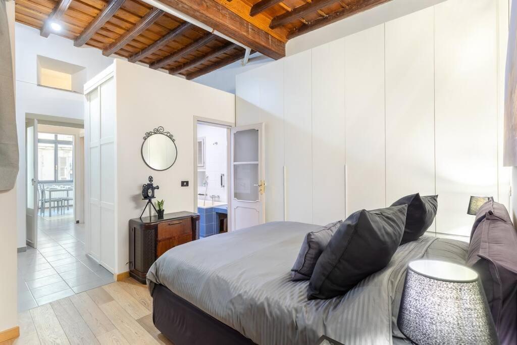 Historical Suite - Pieno Centro - Porta Nuova- Piazza Castello 都灵 外观 照片